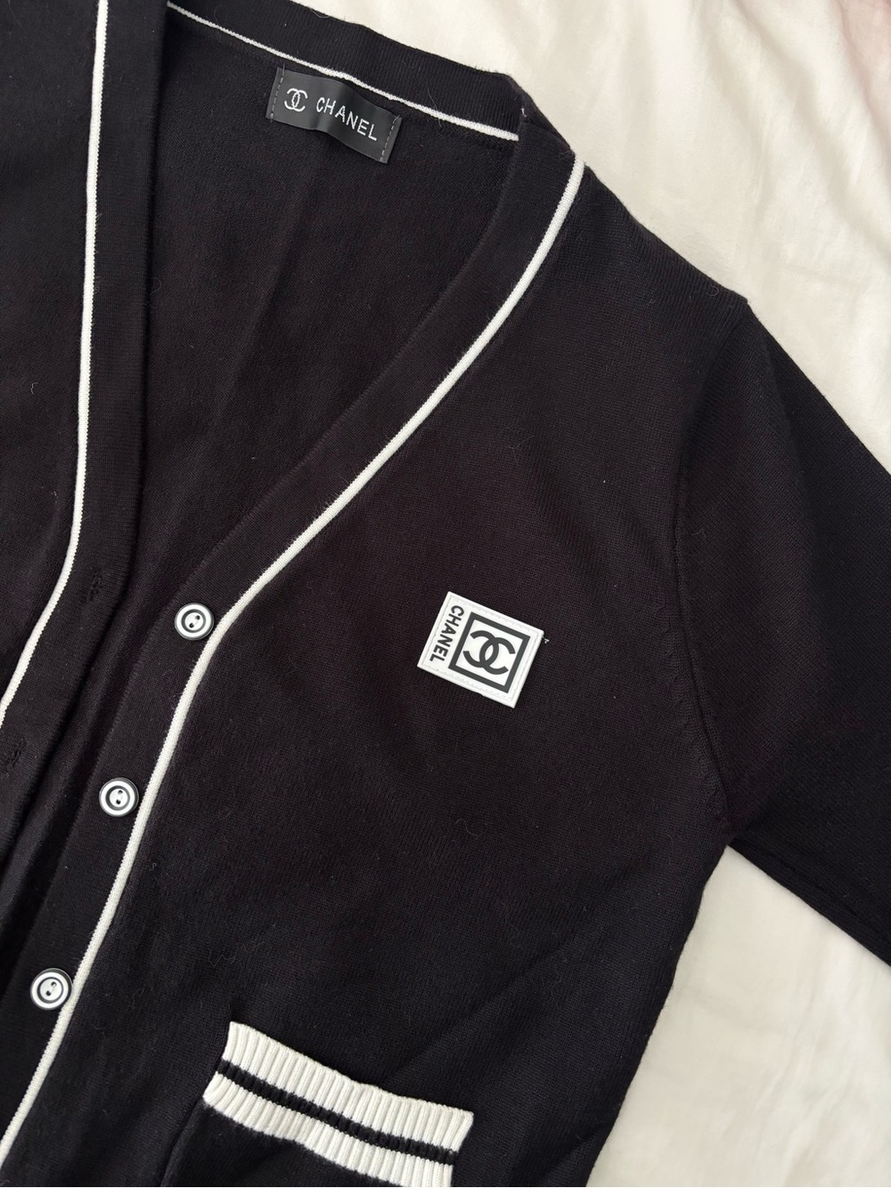 Designer Inspired Cardigan π€ - Picture 3 of 4